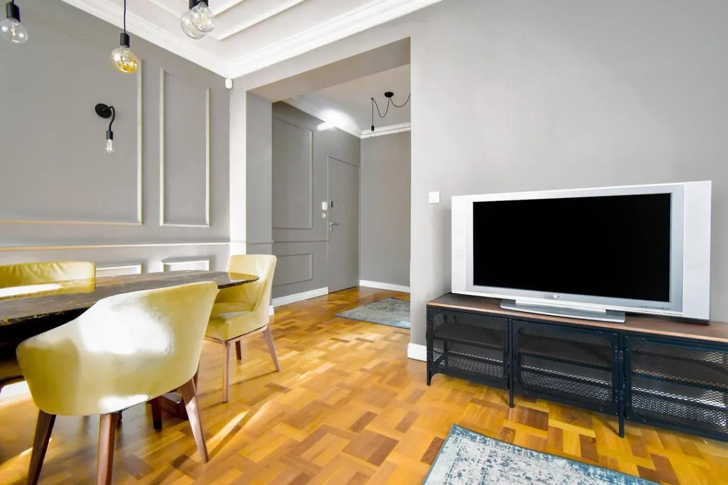 2Bdr Luxury On Prime Location Apartment Sofia Bulgaria